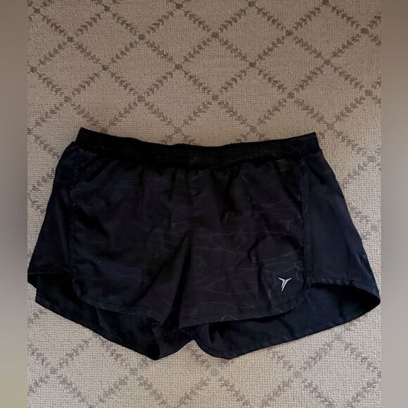 Old Navy Active Wear StretchTech Run shorts Black w gray design S - Picture 1 of 9